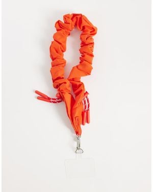 ASOS Charm Para Móvil Con Diseño Fruncido - Rojo