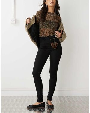 Monki Vaqueros Negros De Talle Alto Y Corte Pitillo Oki De