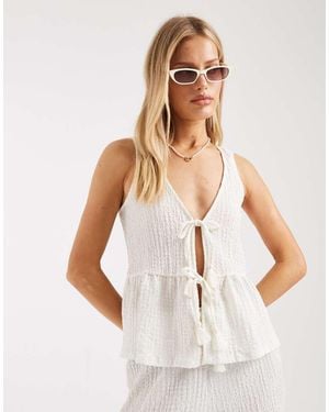New Look Textured Peplum Waistcoat - White