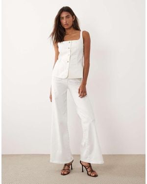 GOOD AMERICAN Denim Good Waist Palazzo Flare Jean Co-Ord - White