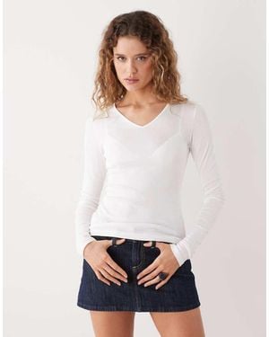 Weekday Top De Manga Larga Con Cuello De Pico De - Blanco