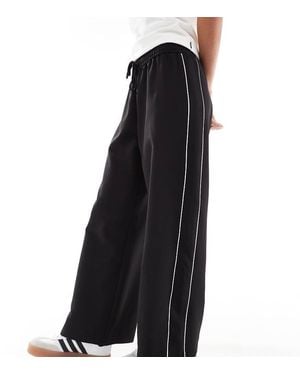 Miss Selfridge Tailored Side Stripe jogger - Black