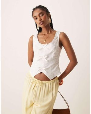 Nobody's Child Justina Bow Detail Linen Vest - Natural