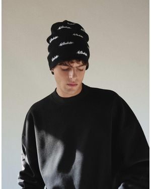 Bershka Bestickte strickmütze - Schwarz