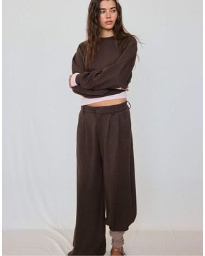 Stradivarius Soft-touch Fitted Waist Sweatshirt - Brown