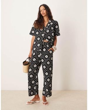Iisla & Bird Tile Print Loose Fit Beach Trouser Co-ord - Natural