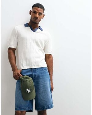 Hollister Knitted Oversized Short Sleeve Polo With Contrast Collar - White