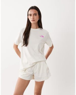 The North Face Aphrodite Arise 3 Inch Shorts - White