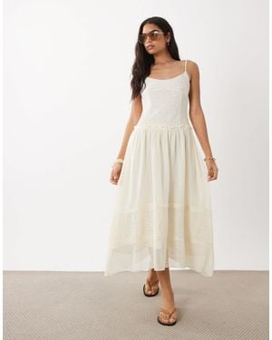 Mango – besticktes maxi-trägerkleid aus reiner baumwolle - Natur