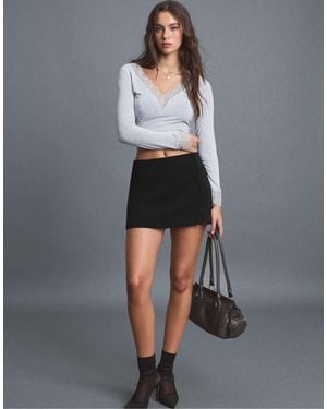 Stradivarius Minirock mit knopfdetail - Grau