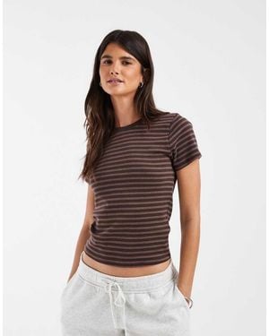 Hollister T-Shirt A Maniche Corte A Righe Marroni - Marrone