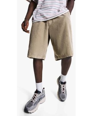 Bershka – bermuda-joggingshorts aus cord - Natur