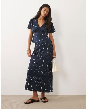 Wednesday's Girl Midaxi Satin Skirt - Blue