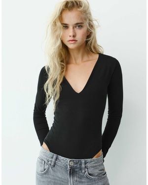Pull&Bear Body mit v-ausschnitt - Schwarz