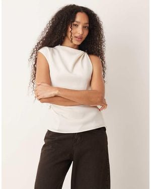 Mango Top Asimétrico Sin Mangas Con Detalle De Herraje De -Blanco