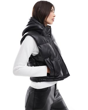 Pull&Bear Padded Faux Leather Gilet With Hood - Black