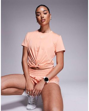 Nike Nike One Training Dri-Fit Twisted Cropped T-Shirt - Pink