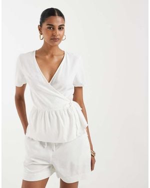 Vero Moda Linen Touch Short Sleeve Wrap Top Co-ord - White