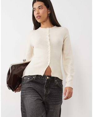 Pretty Lavish Strick-cardigan mit taillierung und knopfleiste - Natur