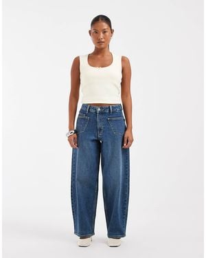 Vero Moda Zelda High Rise Barrel Leg Jeans With Pocket Detail - Blue