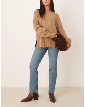 Abercrombie & Fitch Curve Love Mid Rise Straight Jeans - Natural
