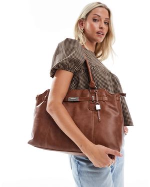 Tassen bershka sale