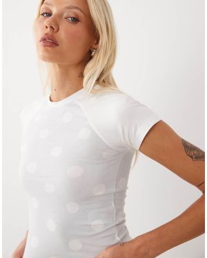 Motel Agneta Baby Tee Met Polkadot - Wit
