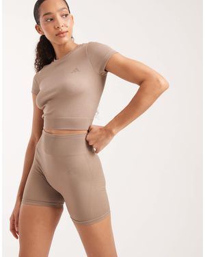 adidas Originals – workout essentials – strick-leggings - Braun