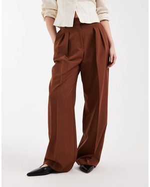 ASOS Petite Tailored Wide Leg Pants With Pleat Detail - Brown