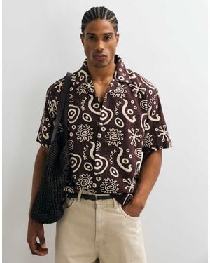 Only & Sons Relaxed Fit Seersucker Shirt With Resort Collar - Brown