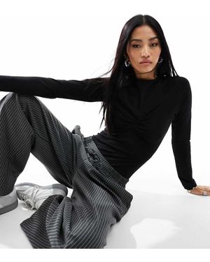 New Look Long Sleeve Twist Detail Body - Black