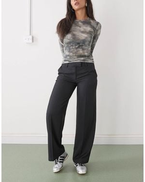 Monki Low Rise Straight Leg Pants - White
