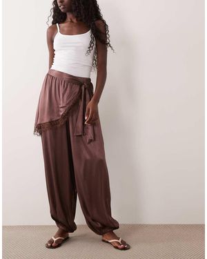 Miss Selfridge Pantalones Globo De Satén Con Detalle Cruzado-Marrón