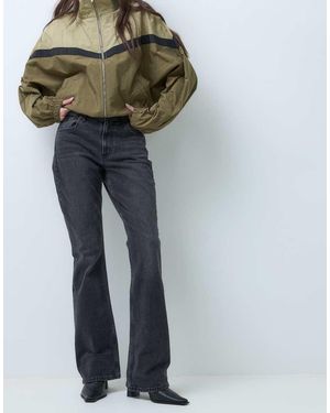 Abercrombie & Fitch Vaqueros Bootcut De Cintura Alta En Azabache - Azul