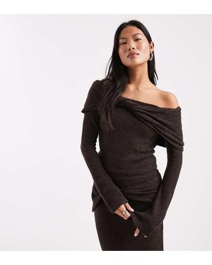 4th + Reckless Petite Jersey Marrón Con Escote Bardot Y Detalle Retorcido De Punto De (Parte De Un Conjunto) - Negro