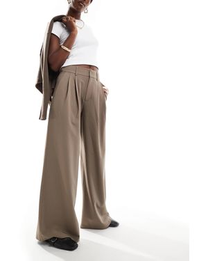 Stradivarius Super Wide Leg Pleat Front Pants - Natural