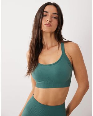 4505 Sculpting Seamless Strappy Push Up Sports Bra With Removable Padding - Green