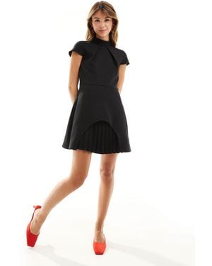 Closet Robe plissée courte à mancherons - Noir