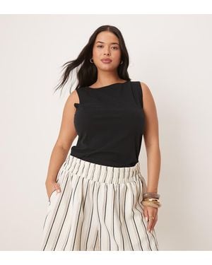 ASOS Curve Pull On Shorts - Black