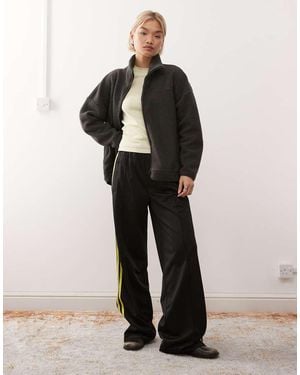 Noisy May Zip Thorugh Funnel Fleece - Black