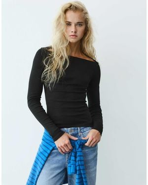 Pull&Bear T-shirt ajusté à encolure droite en - Noir