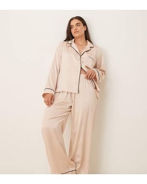 ASOS Pijama Extragrande De Camisa Y Pantalones De Satén De Asos Design Curve - Neutro