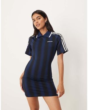 adidas Originals Vestito Indaco Notte Con Grafica Ispirata Al Calcio - Blu