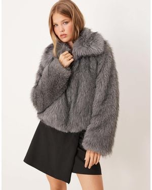 Threadbare Short Fur Jacket With Collar - Gray