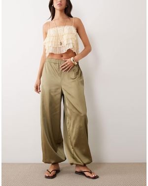 Miss Selfridge Satin Balloon Trouser - Natural