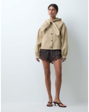 Miss Selfridge Cappotto Corto Con Dettaglio Al Collo Annodato - Neutro