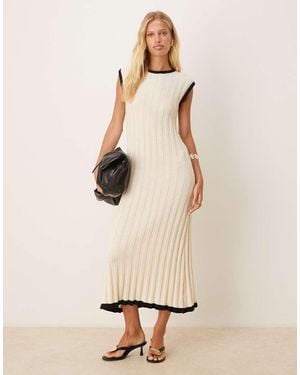 Pretty Lavish Harrie Contrast Wide Rib Knit Midaxi Dress - Natural