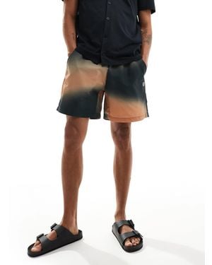Fred Perry Printed Short - Black