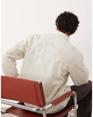 New Balance Lightweight Coaches Jacket - Natural