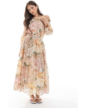 Vero Moda Vestito Lungo A Balze Con Spalle Scoperte E Stampa Di Peonie - Neutro